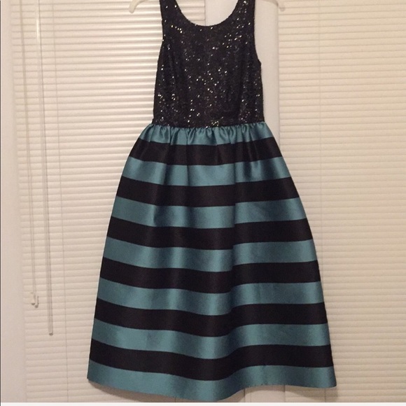 Anthro Sequined party dress - Picture 4 of 5